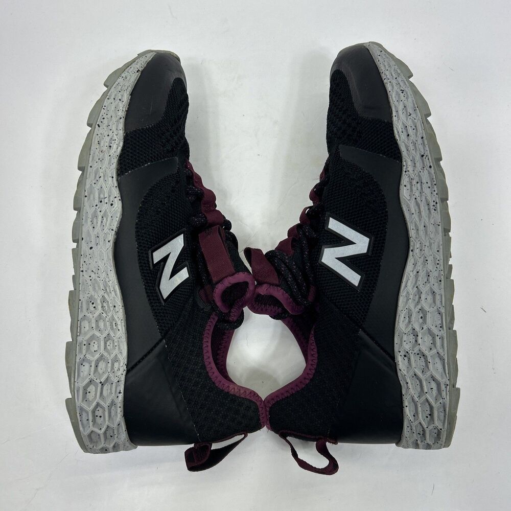 New Balance Fresh Foam Trailbuster Women's Size 8 Black Gray Purple Trails Hike - Picture 9 of 15